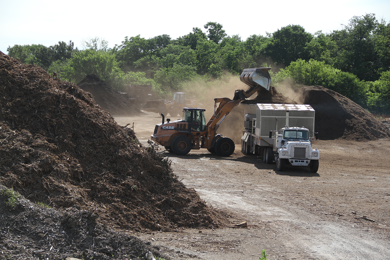 Yardwaste & Recycling Center Suburban Lawn & Garden